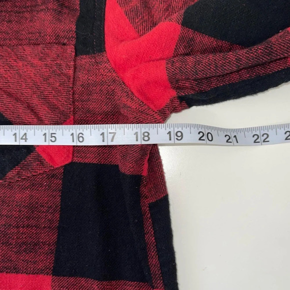 Maurices 100% Cotton Relaxed Fit Red Black Plaid Button Down Shirt Medium Women - Picture 7 of 11